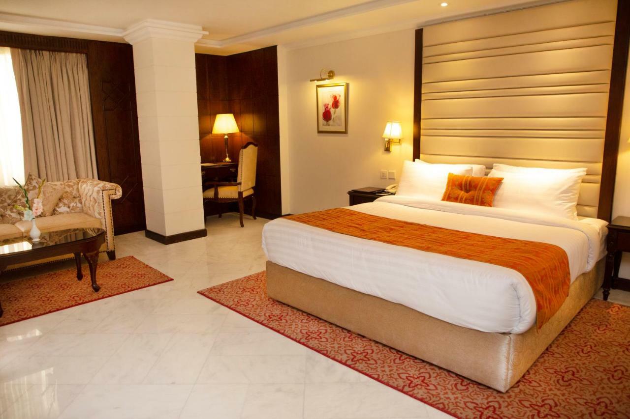 Islamabad Regalia Hotel Exterior photo