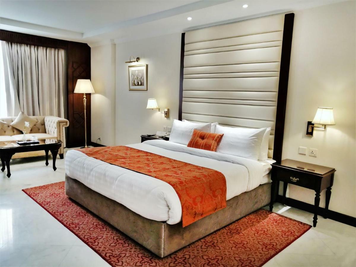 Islamabad Regalia Hotel Exterior photo